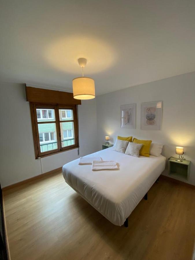 Alojamiento Turistico Decano Prendes Gijon Exterior photo